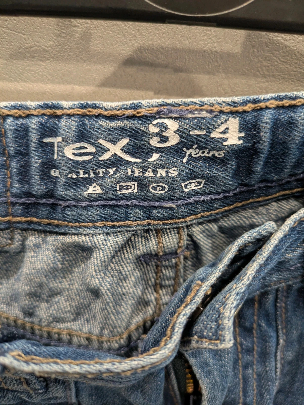 Short jeans taille 3/4 ans – photo 4